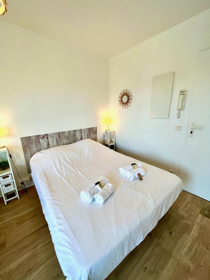 Salm, Coquet Studio Avec Balcon Ouistreham Exteriér fotografie